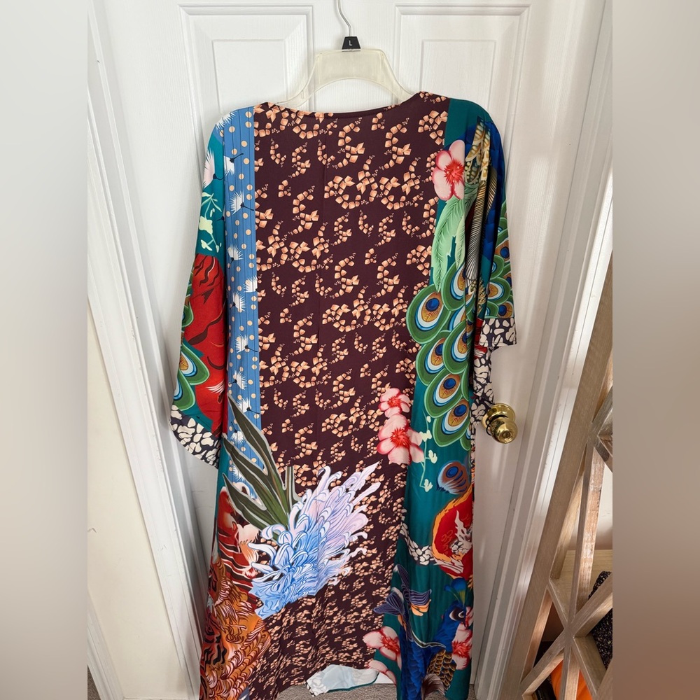 SHEIN Kimono/Beach Coverup Pre Owned